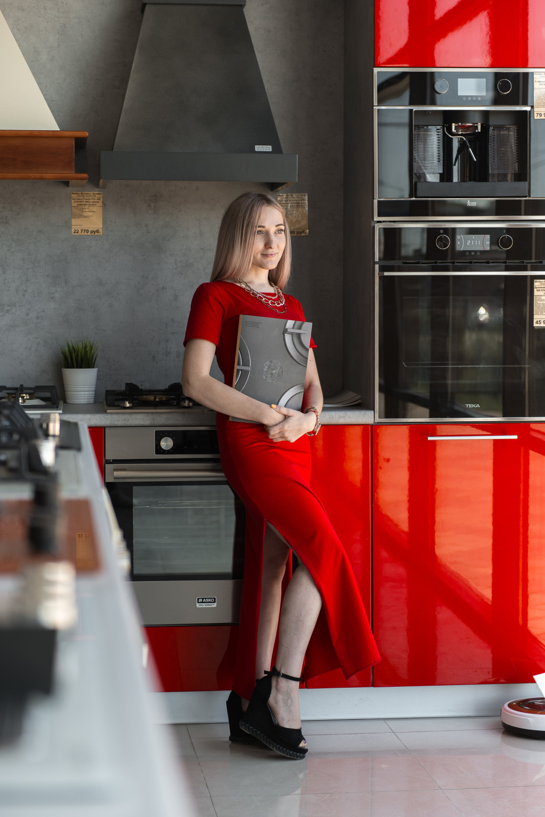 Салон на Тургенева 51