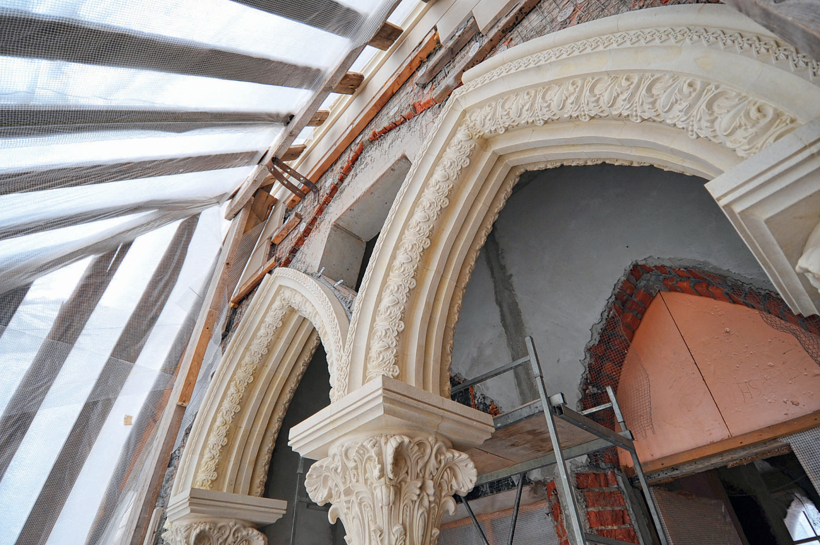 Готическая вилла