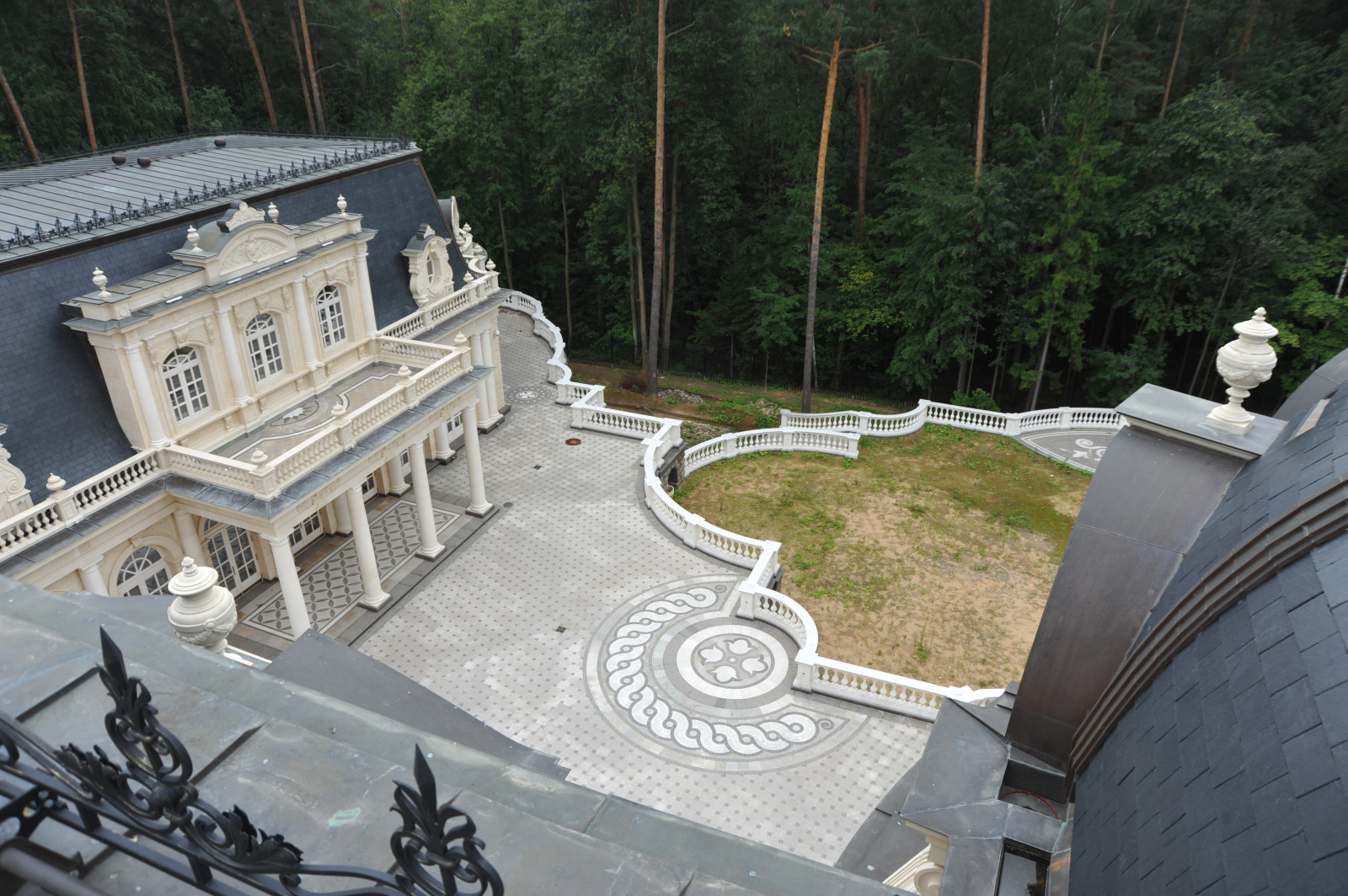 Шато Бургундия