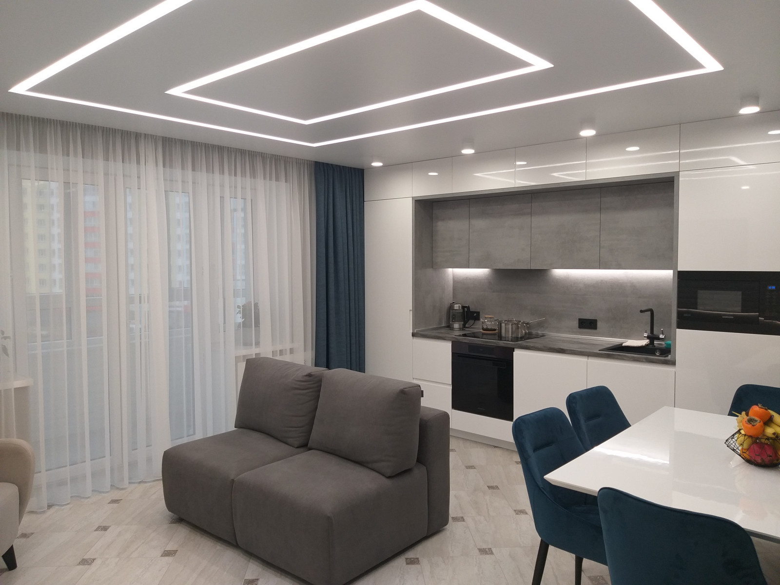 Ремонт трехкомнатной квартиры под ключ (Мостовицкая, 11)