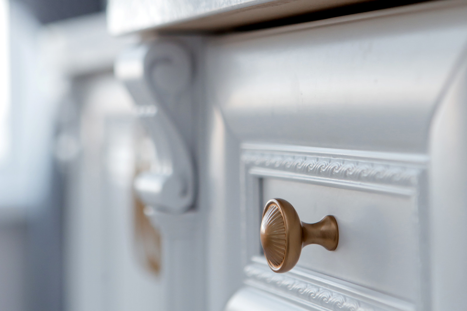 Классическая кухня из массива бука