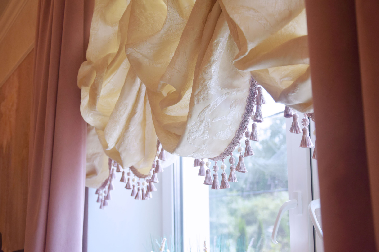 Пудровая роза