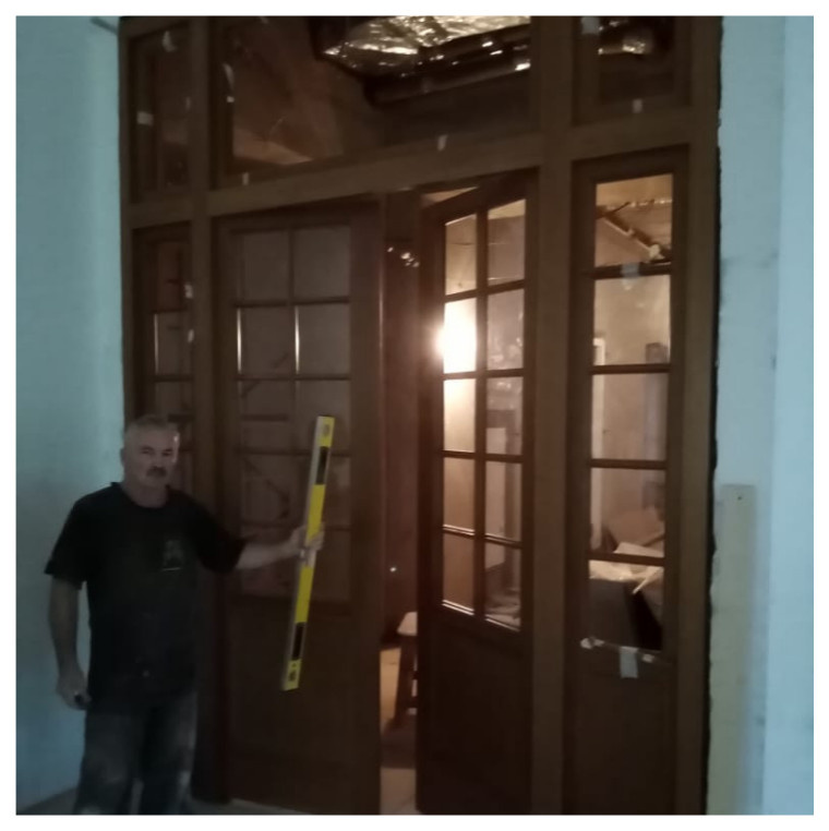 Установка дверей в Александровском дворце