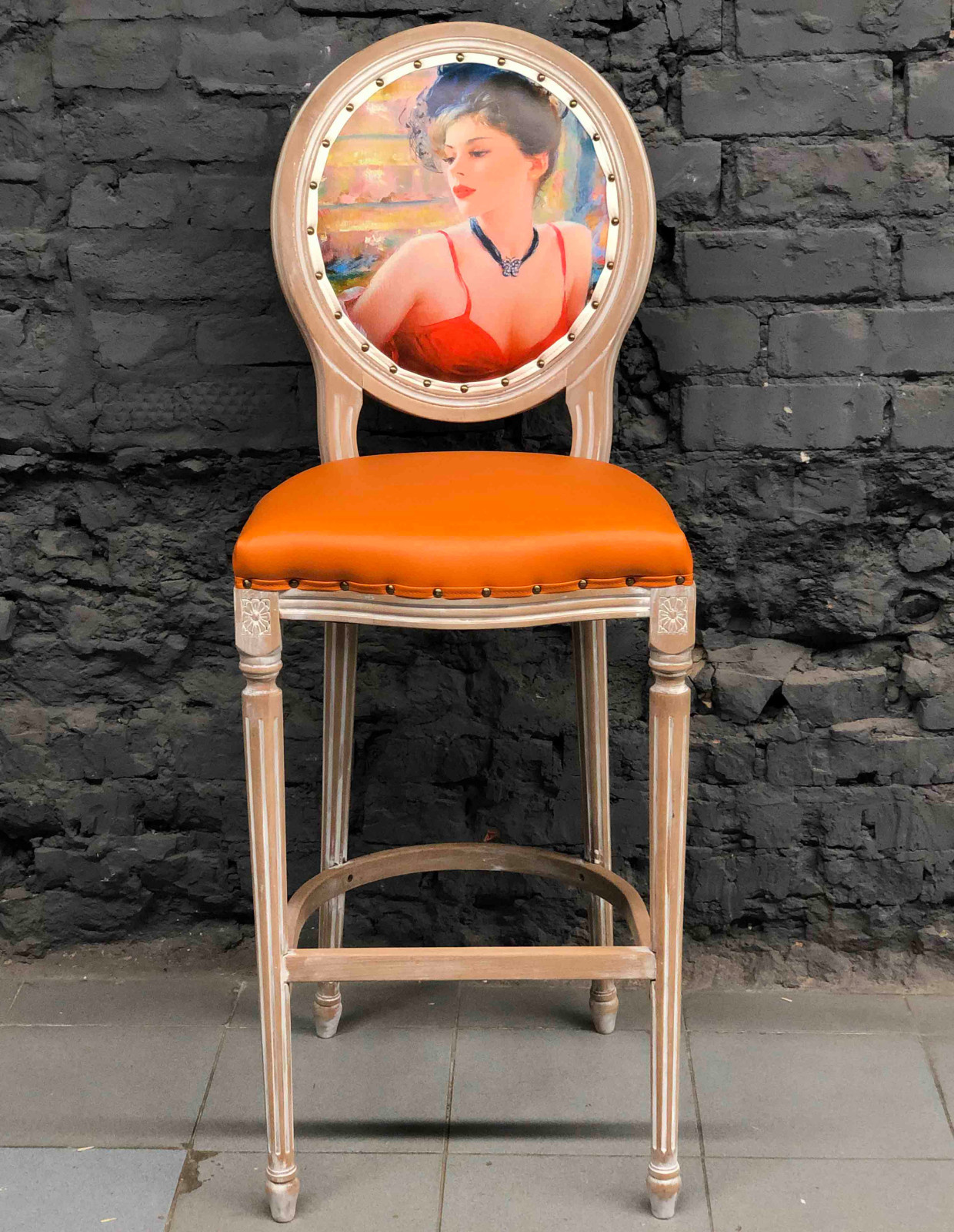 Барный стул Дама