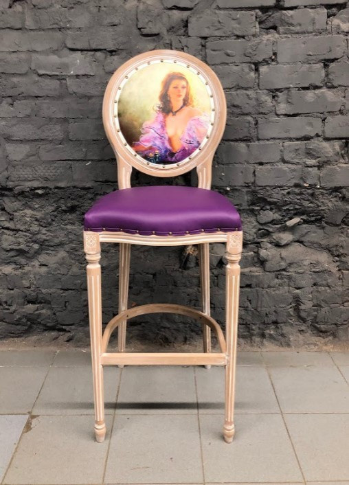 Барный стул Девушка