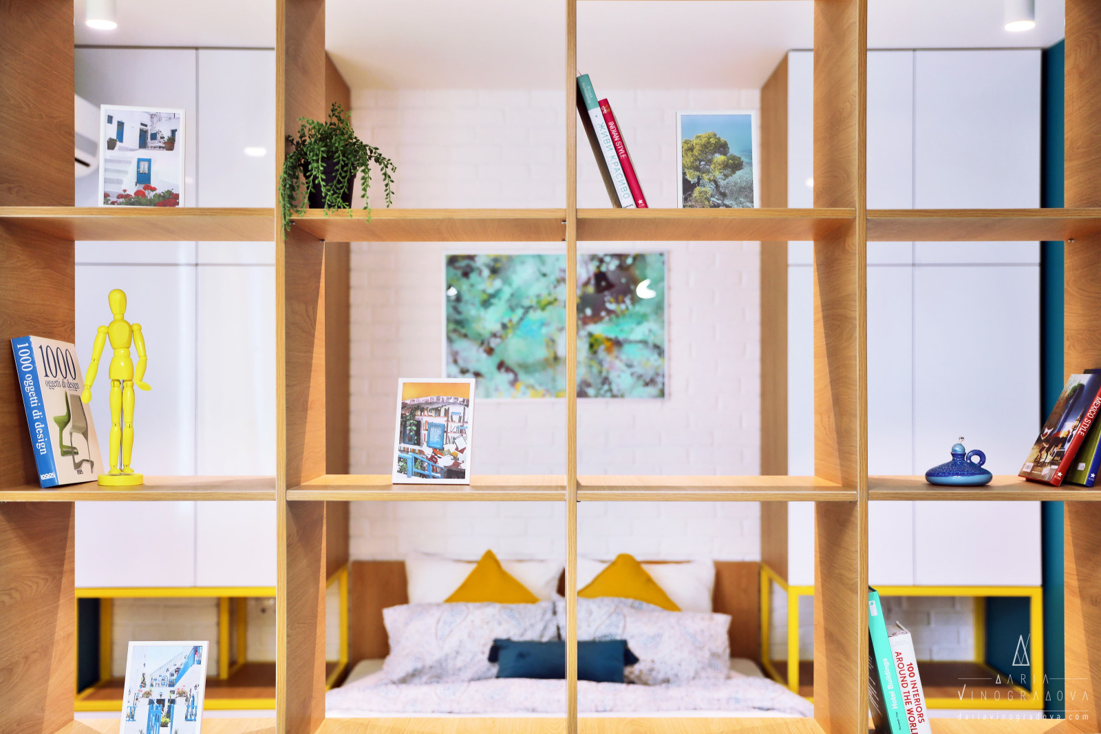 Квартира с бирюзовой спальней