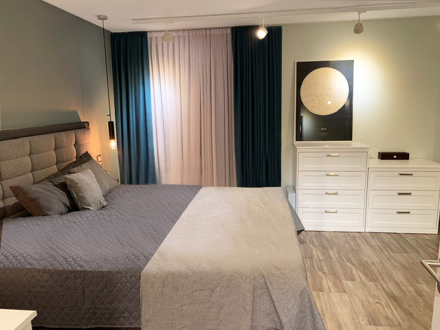 das Schlafzimmer