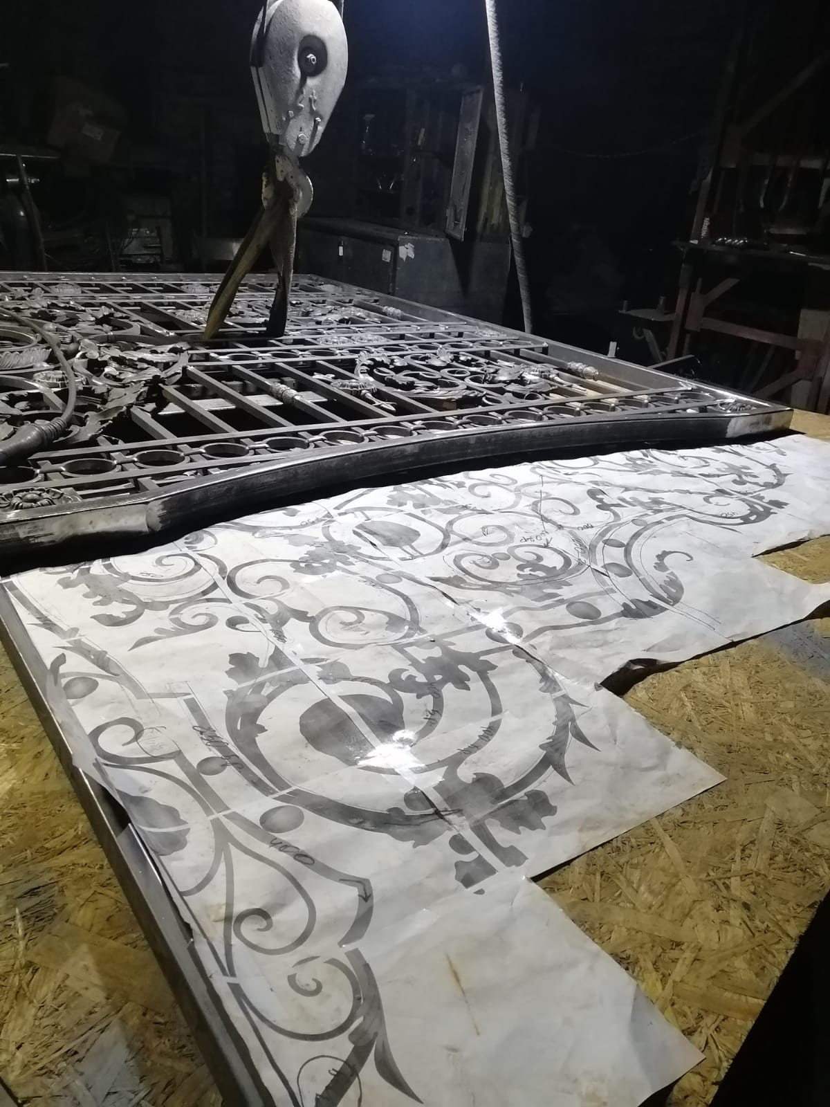 Декоративные ворота и ограждения