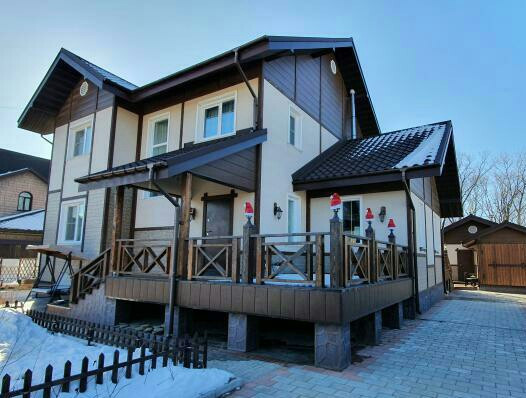 Отделка фасада дома на п. Де-Фриз