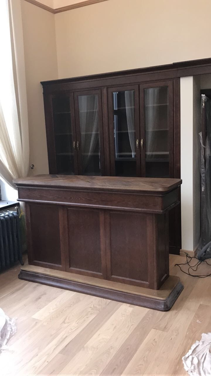 ресепшен стол из тика