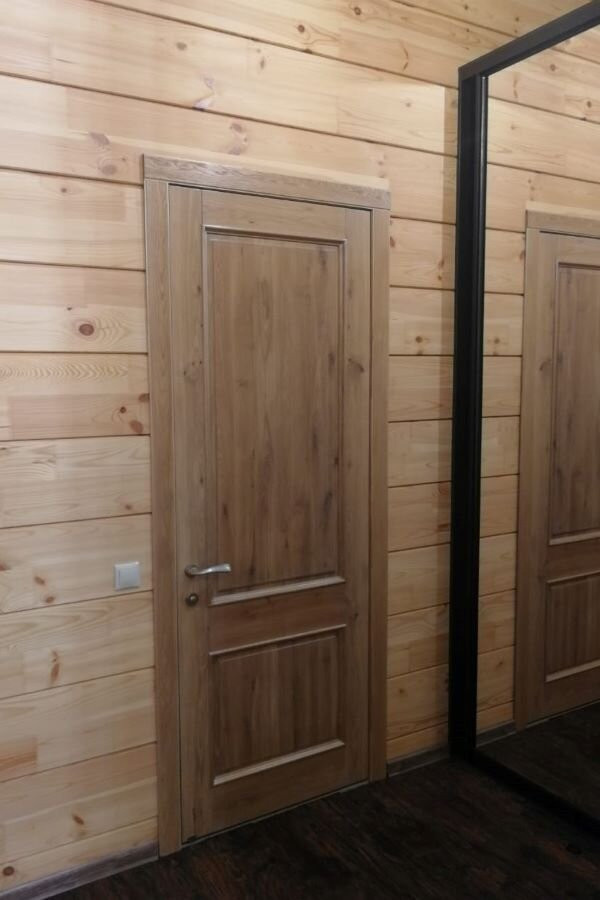 Дубовые двери