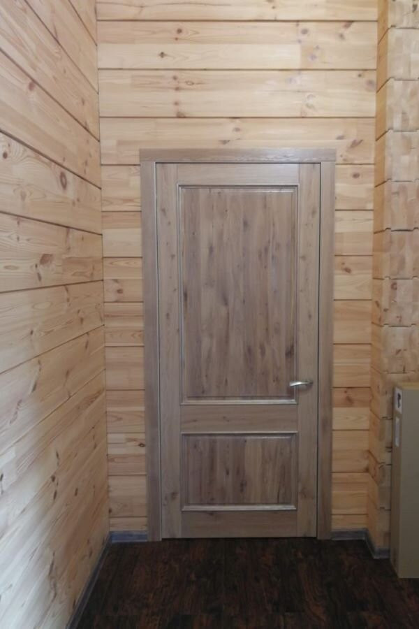 Дубовые двери