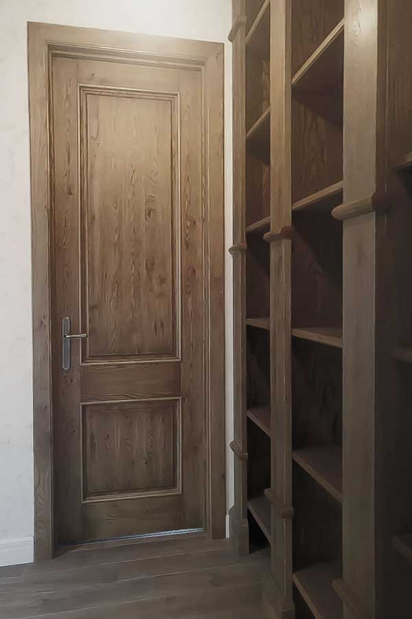 Дубовые двери