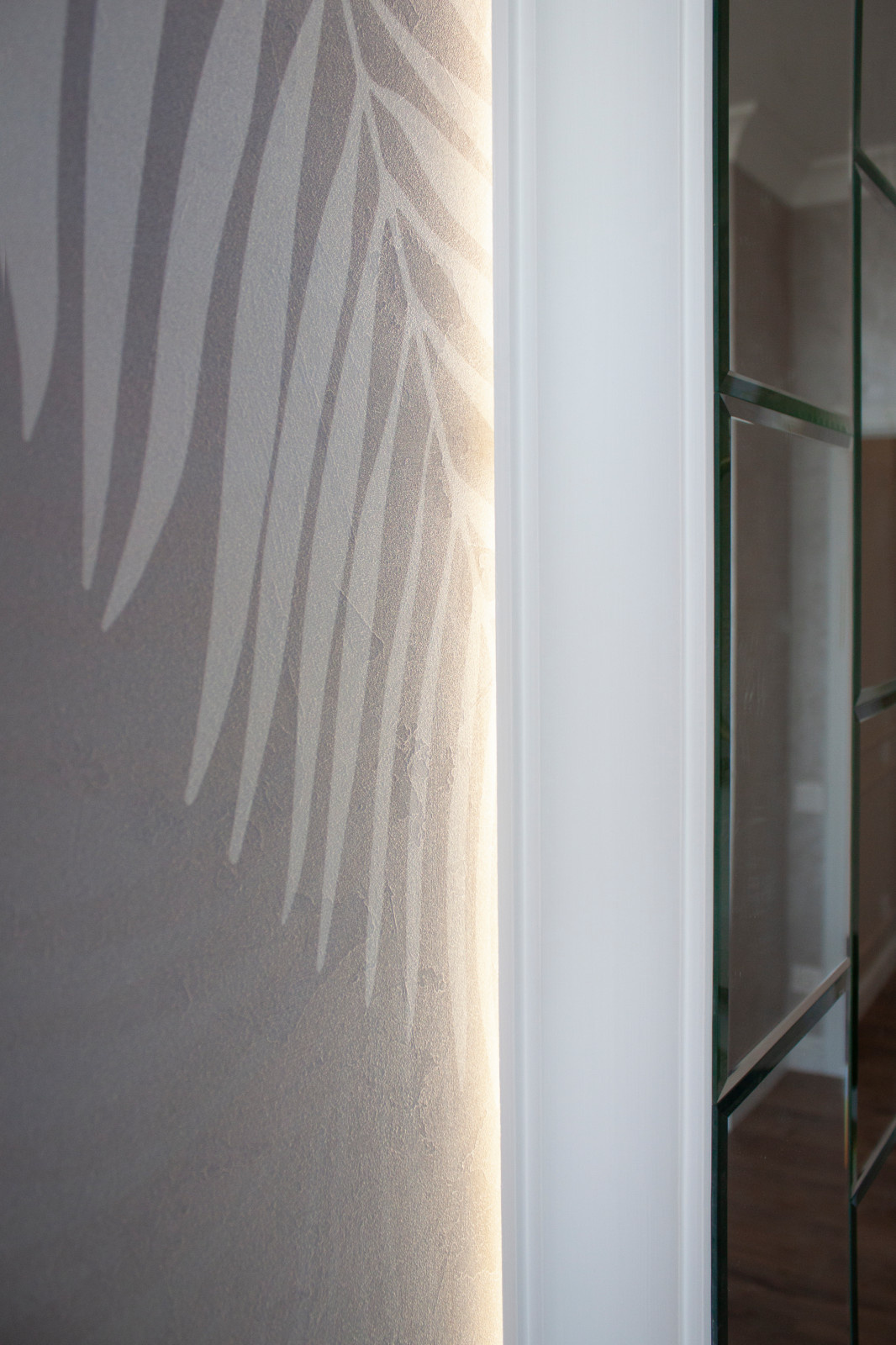 Двухкомнатная квартира в неоклассическом стиле