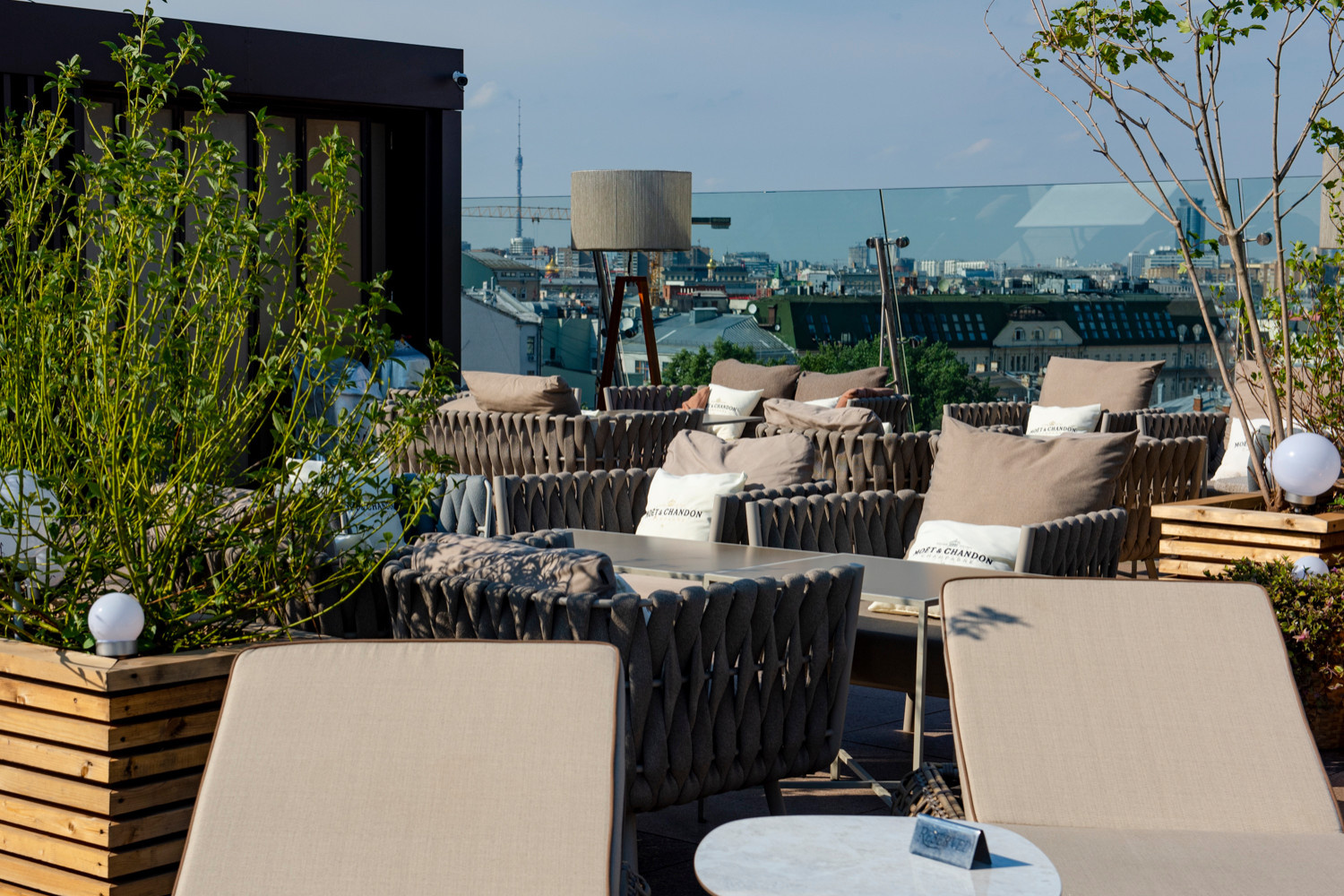 Ресторан-бар О2 в отеле Ritz Carlton Москва