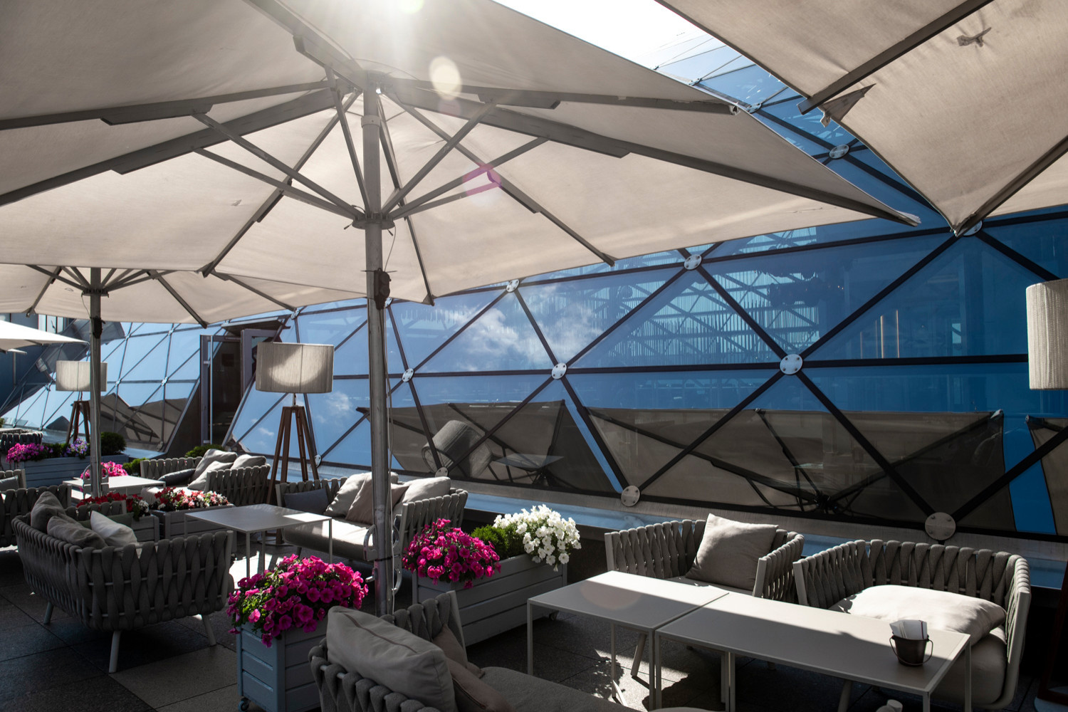 Ресторан-бар О2 в отеле Ritz Carlton Москва