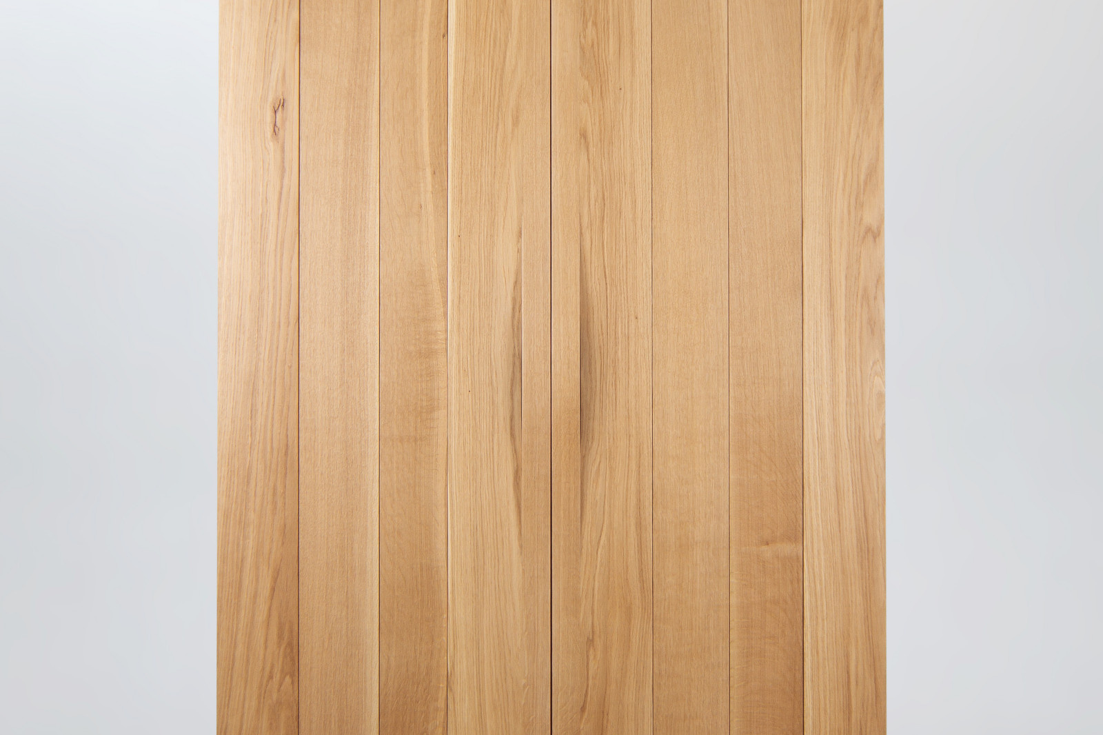 Шкаф из массива дуба