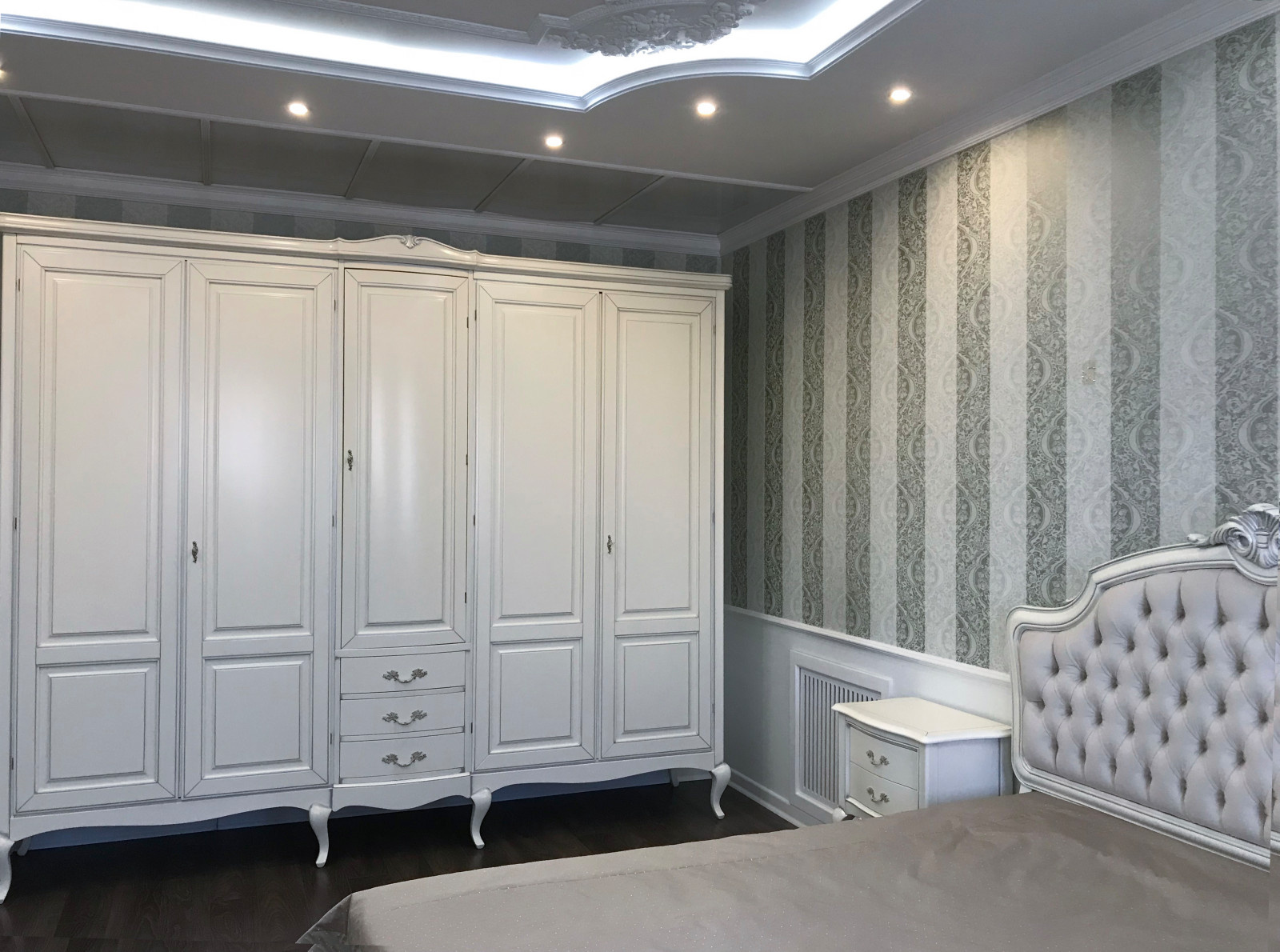 Частный дом. Спальня