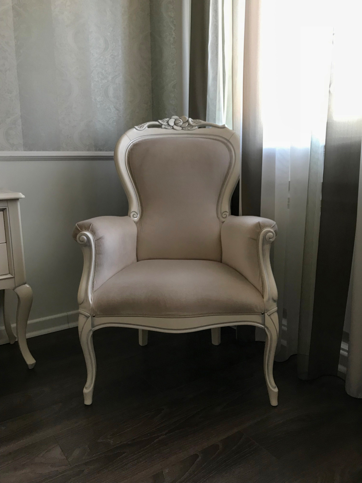 Частный дом. Спальня