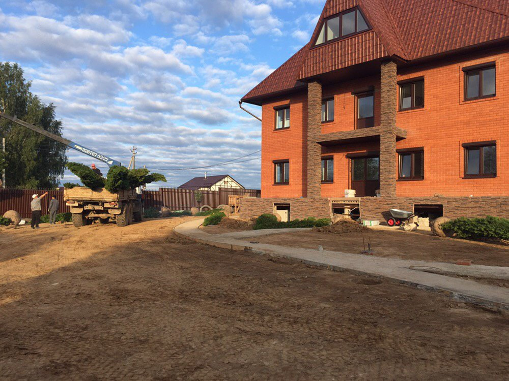 Озеленение и благоустройство территории