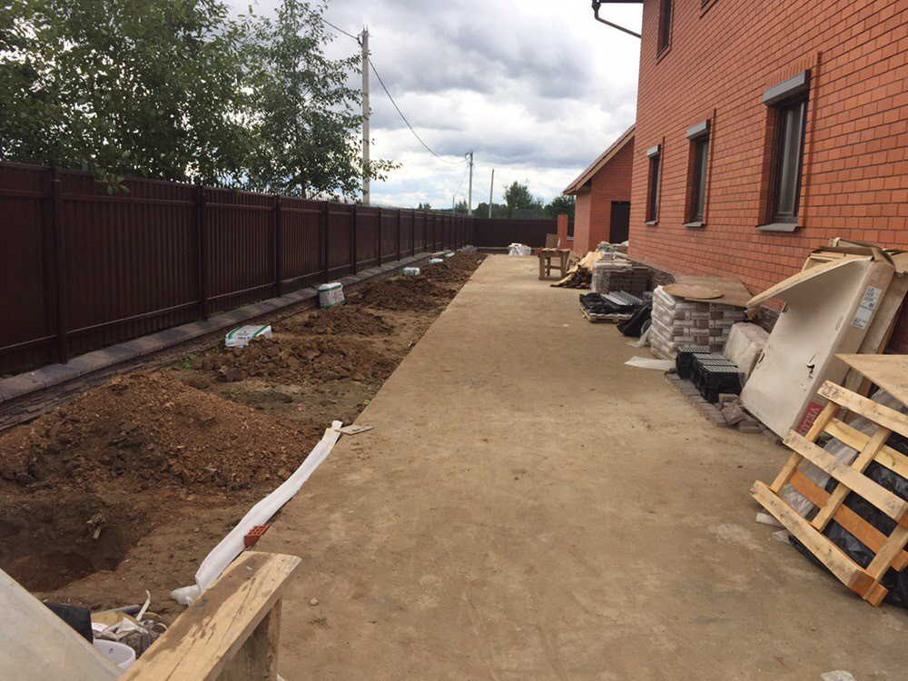 Озеленение и благоустройство территории