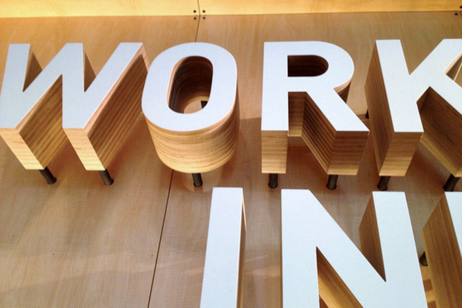 Вывеска на ресепшен