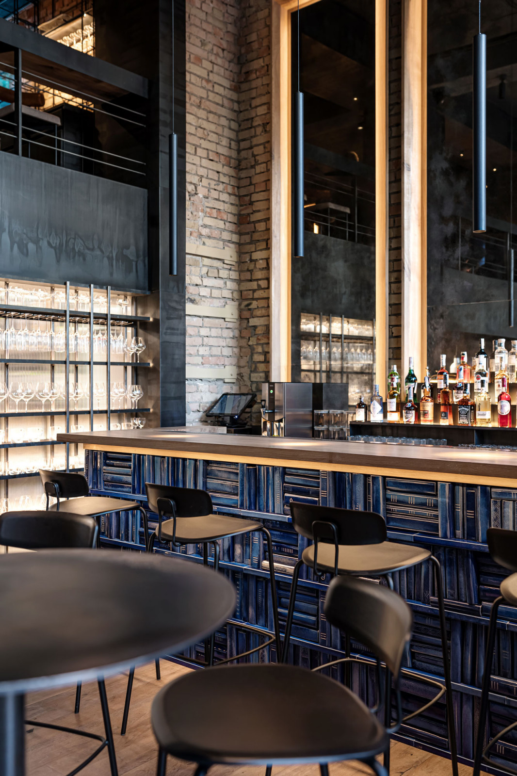 Follower | Restaurant & Bar