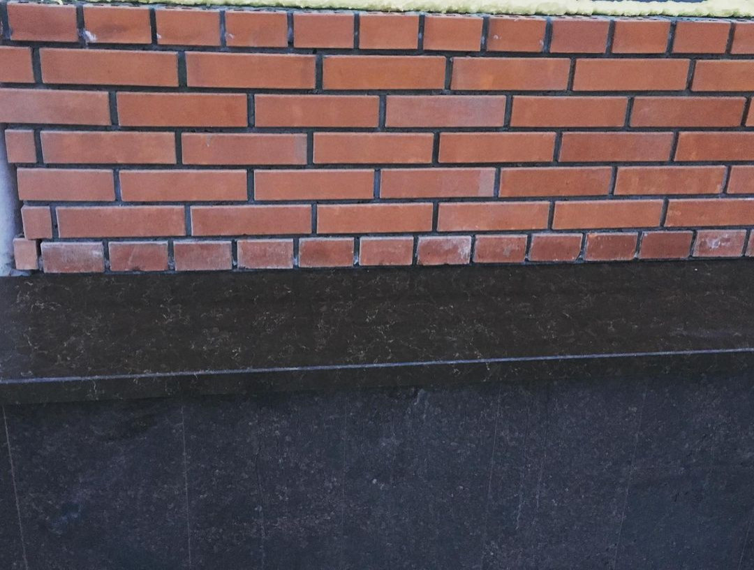 Облицовка коттеджа кварцевым агломератом