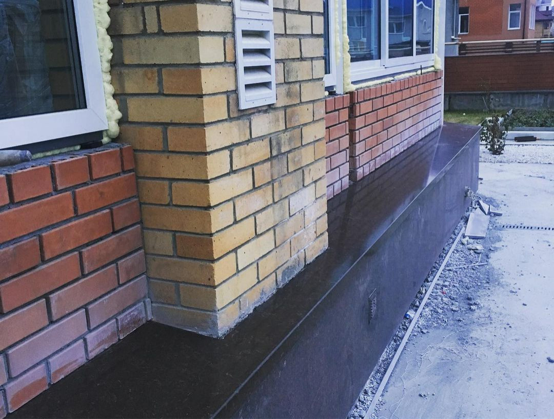 Облицовка коттеджа кварцевым агломератом