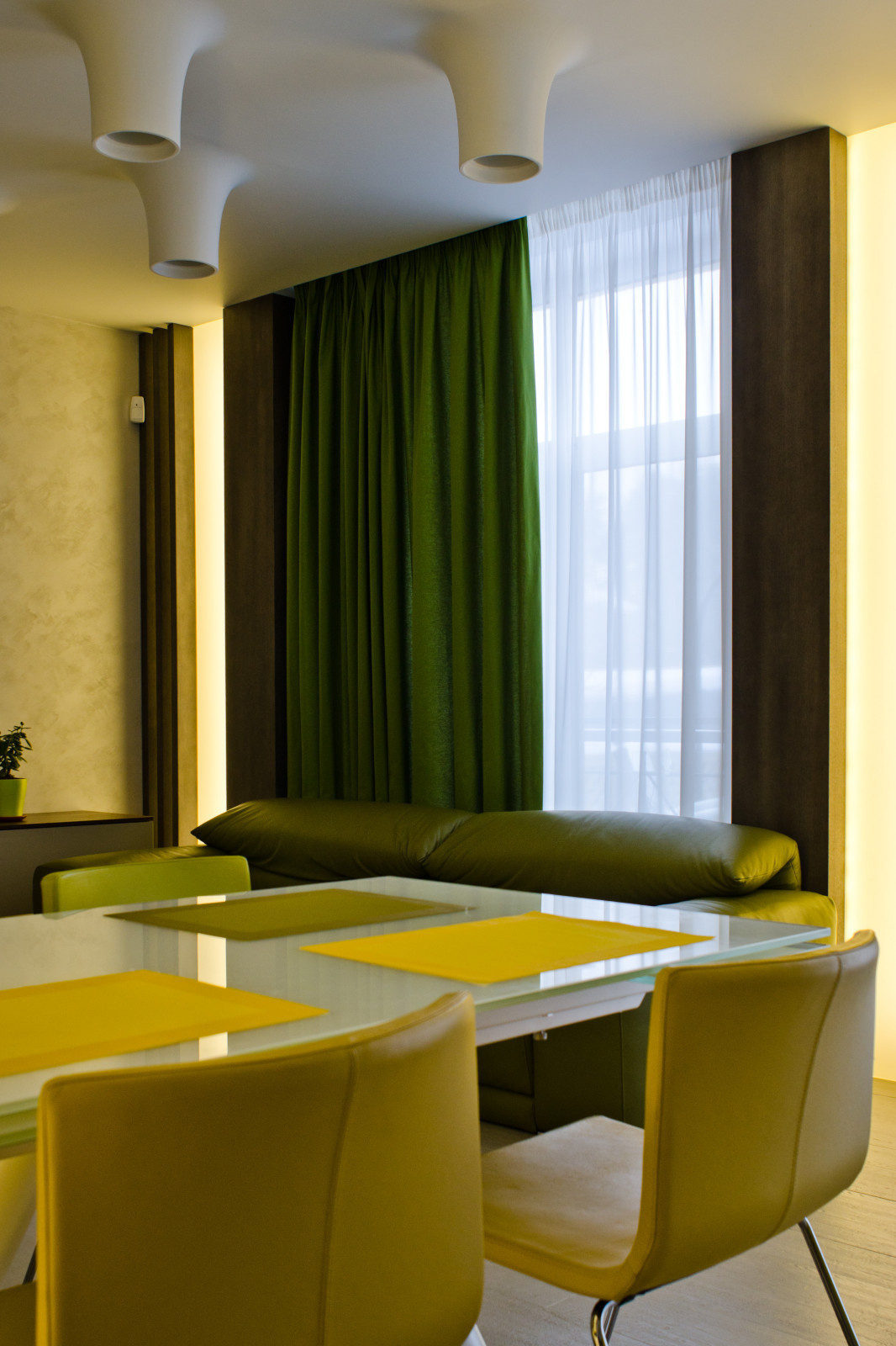 Сплошной позитив. В соавторстве с Анастасией Гавриловой.