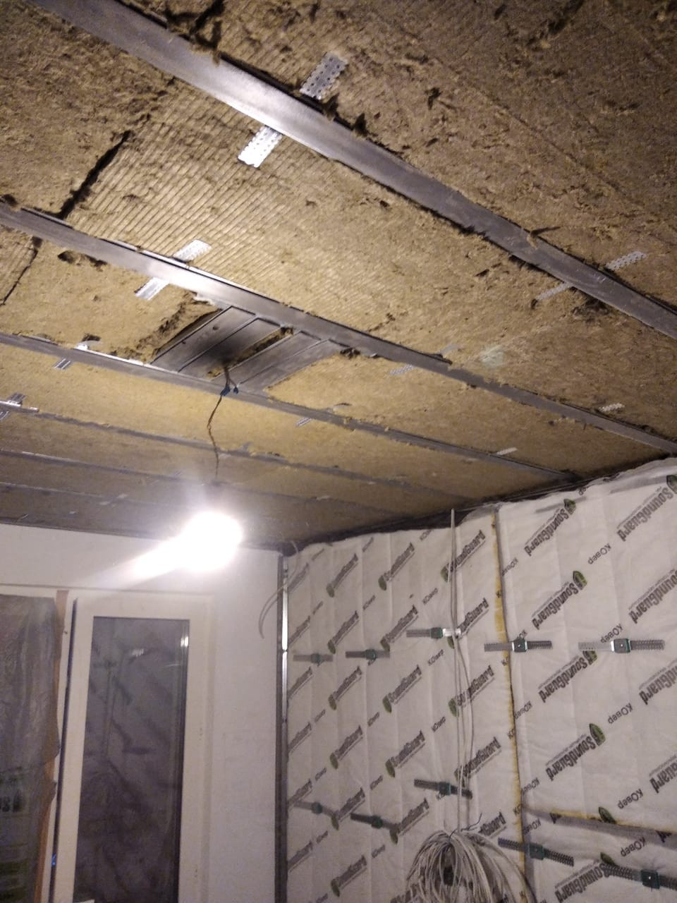 Звукоизоляция комнаты вкруг 12 м2