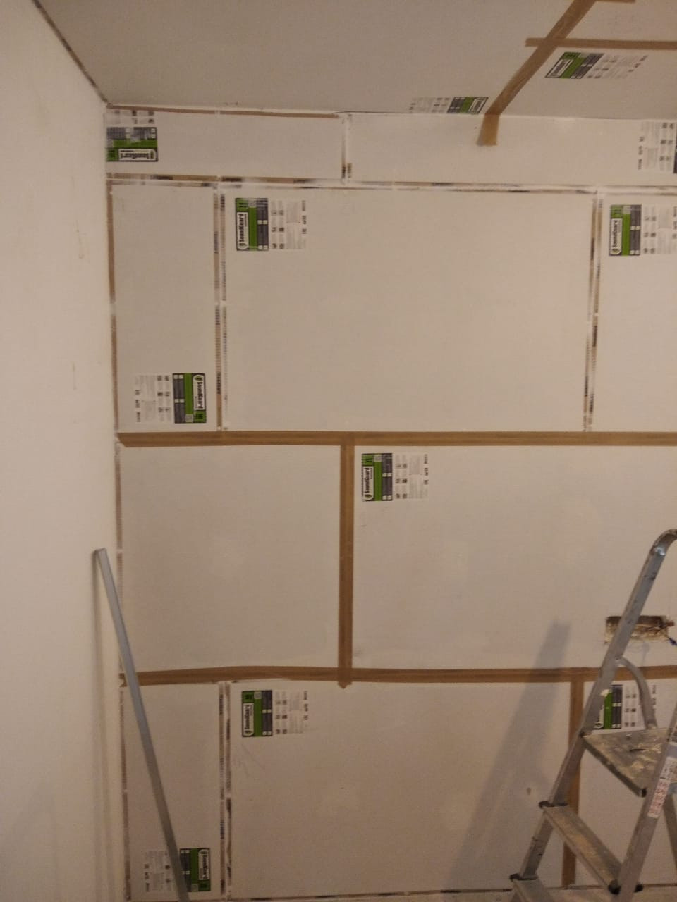 Звукоизоляция комнаты вкруг 12 м2