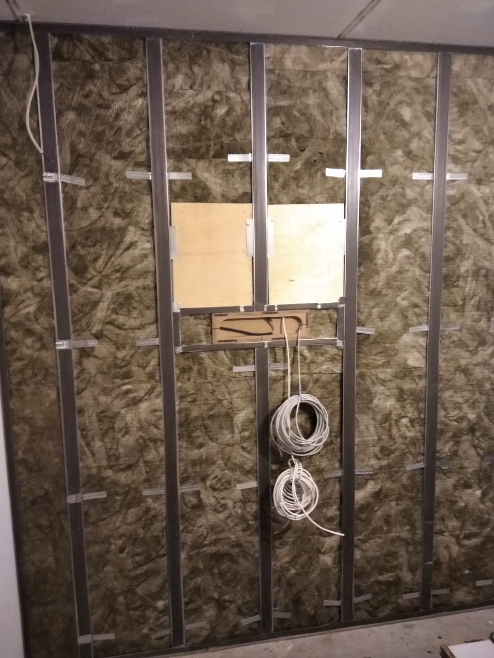 Звукоизоляция комнаты вкруг 12 м2