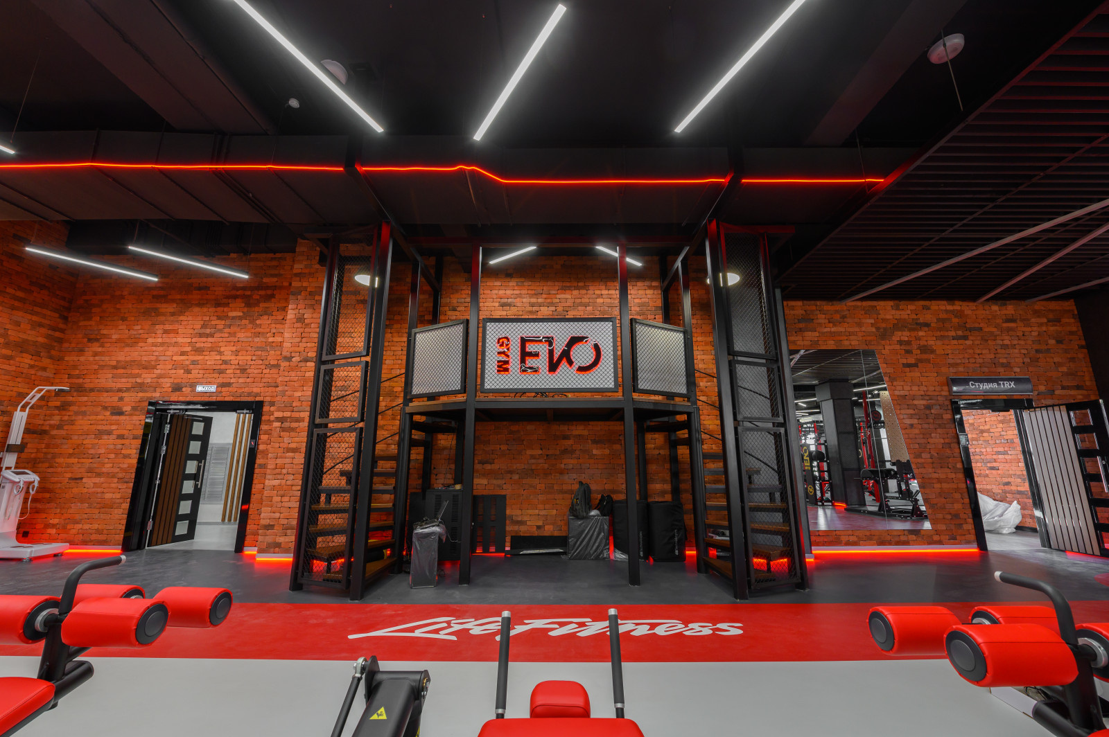 Спортивный клуб EVOgym