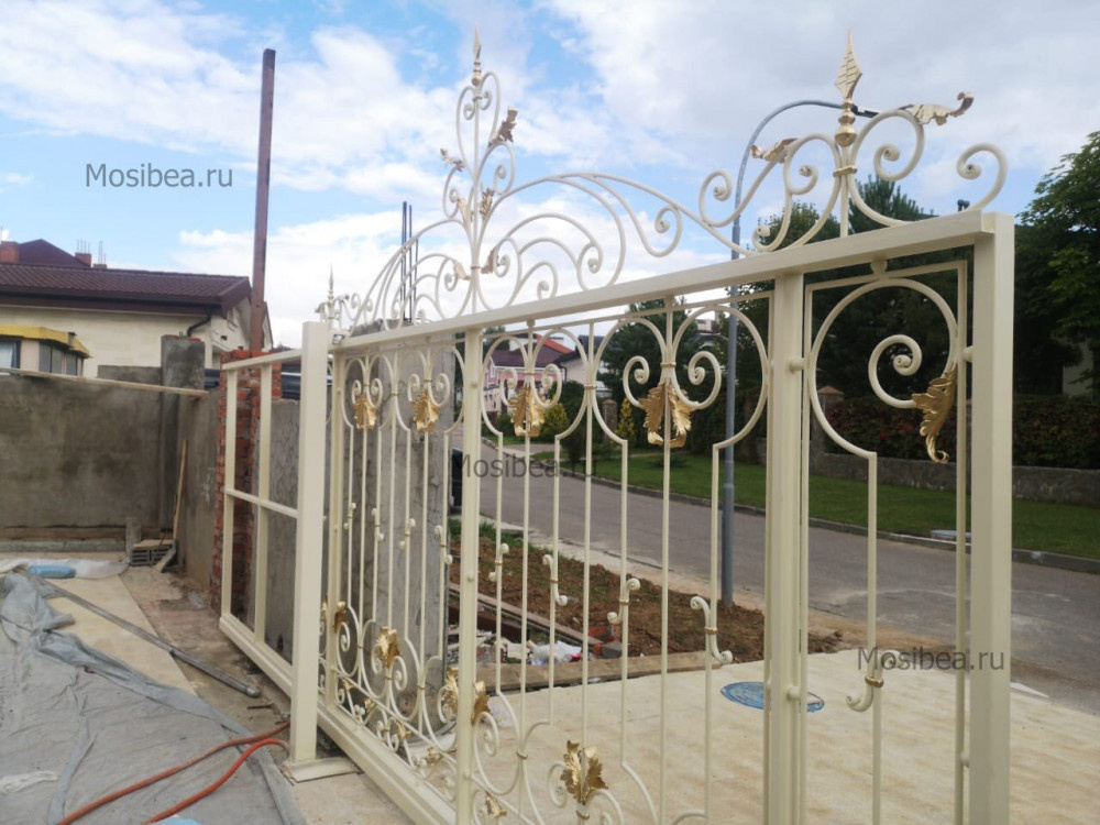 Декоративные ворота