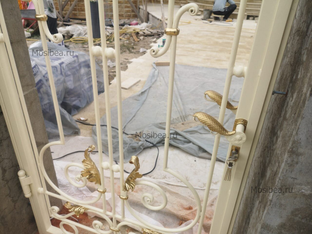 Декоративные ворота