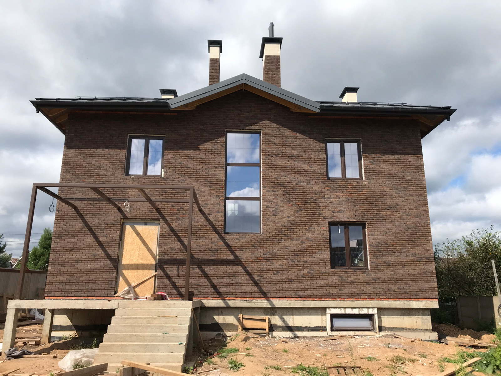 Фасад дома в Митино