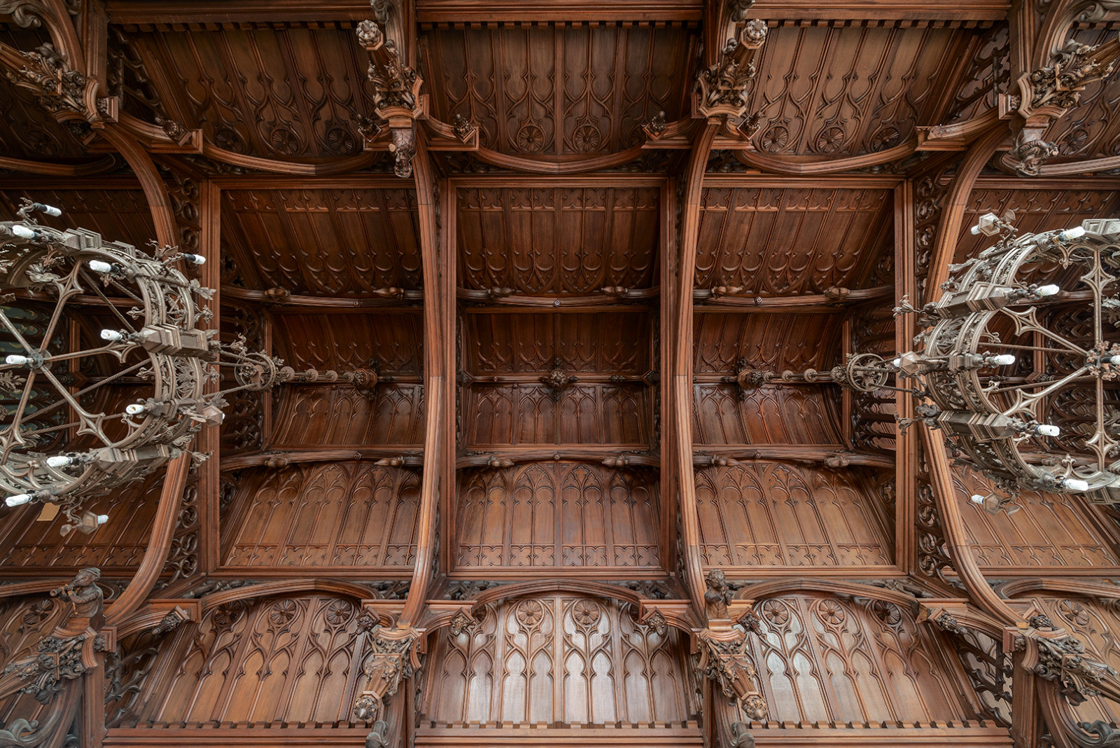 Готика и рококо в особняке на ул. Чайковского