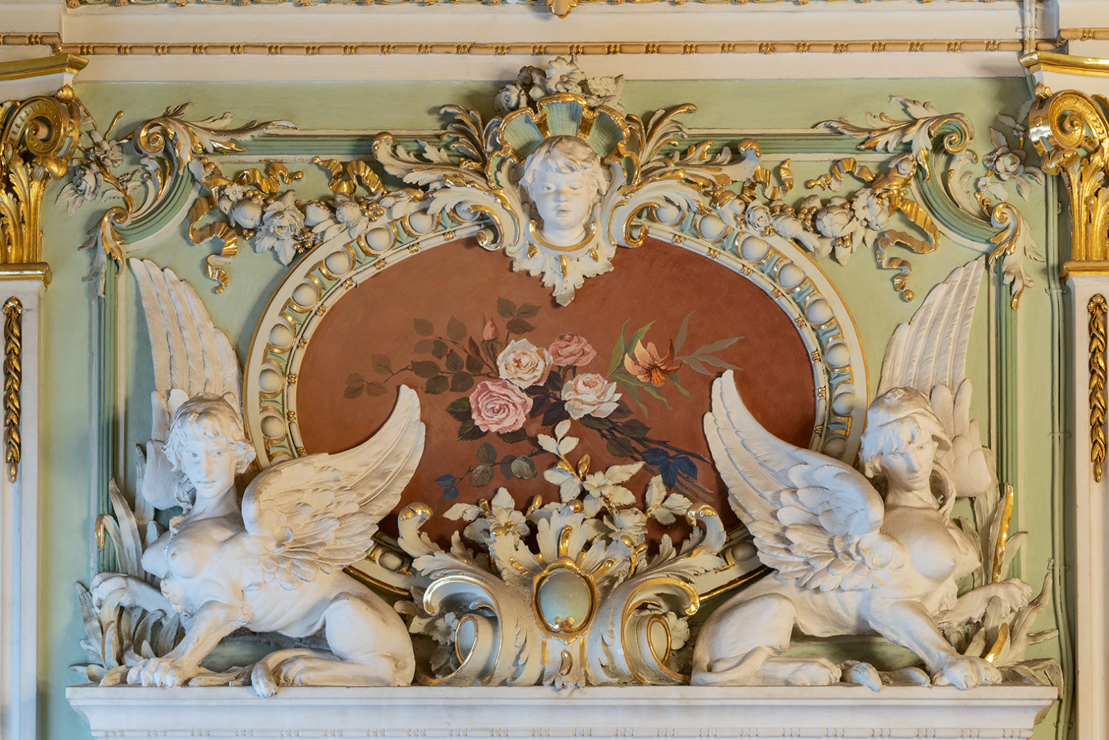 Готика и рококо в особняке на ул. Чайковского