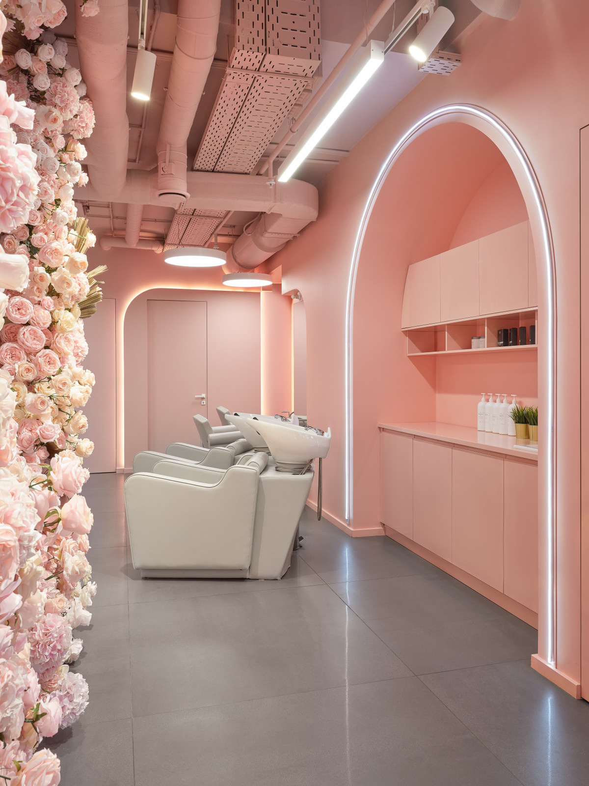 Интерьер в пудрово-розовых оттенках. Студия Beton Salon. Публикация Elle Decor