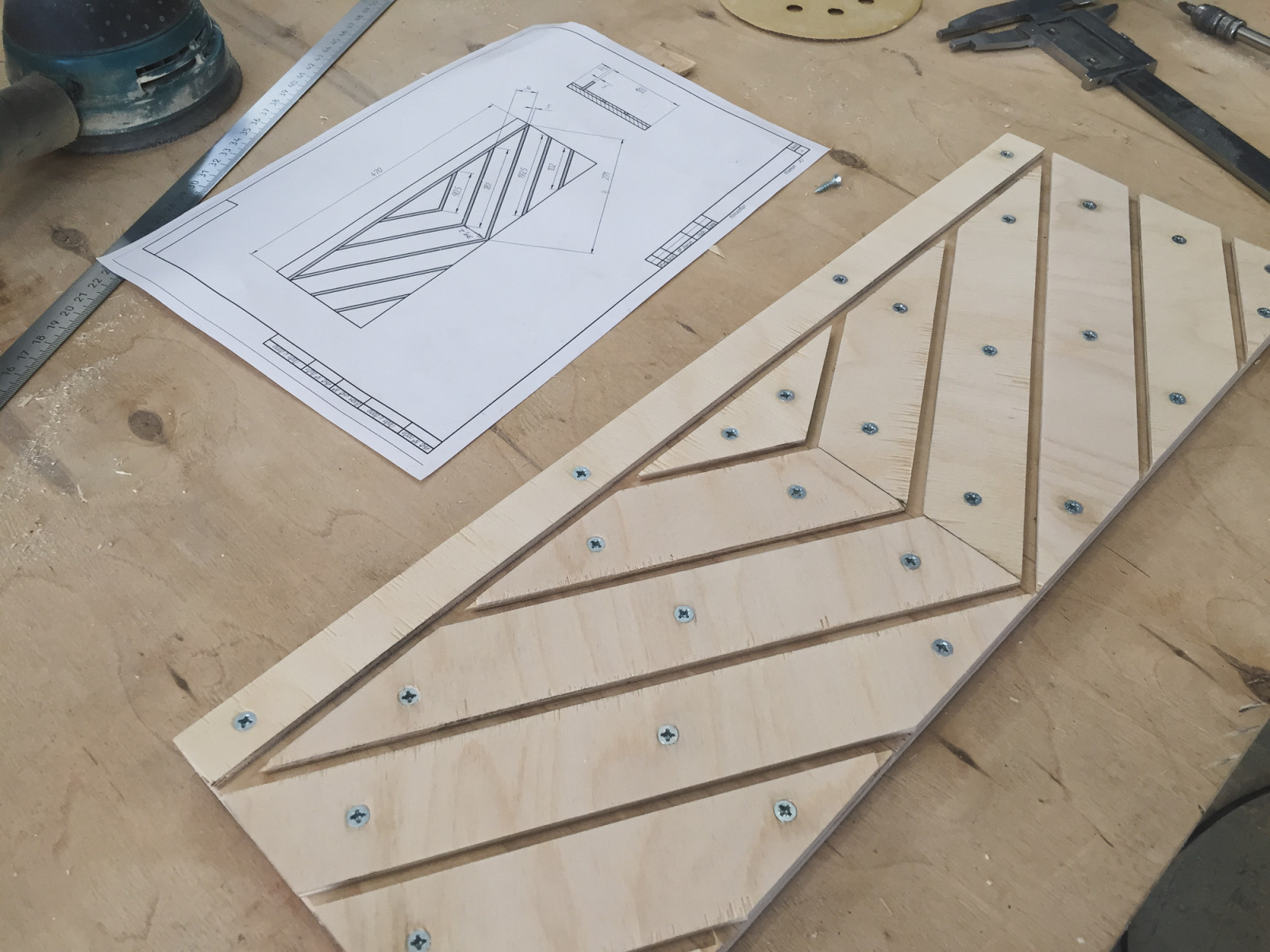 Тумбочка на заказ