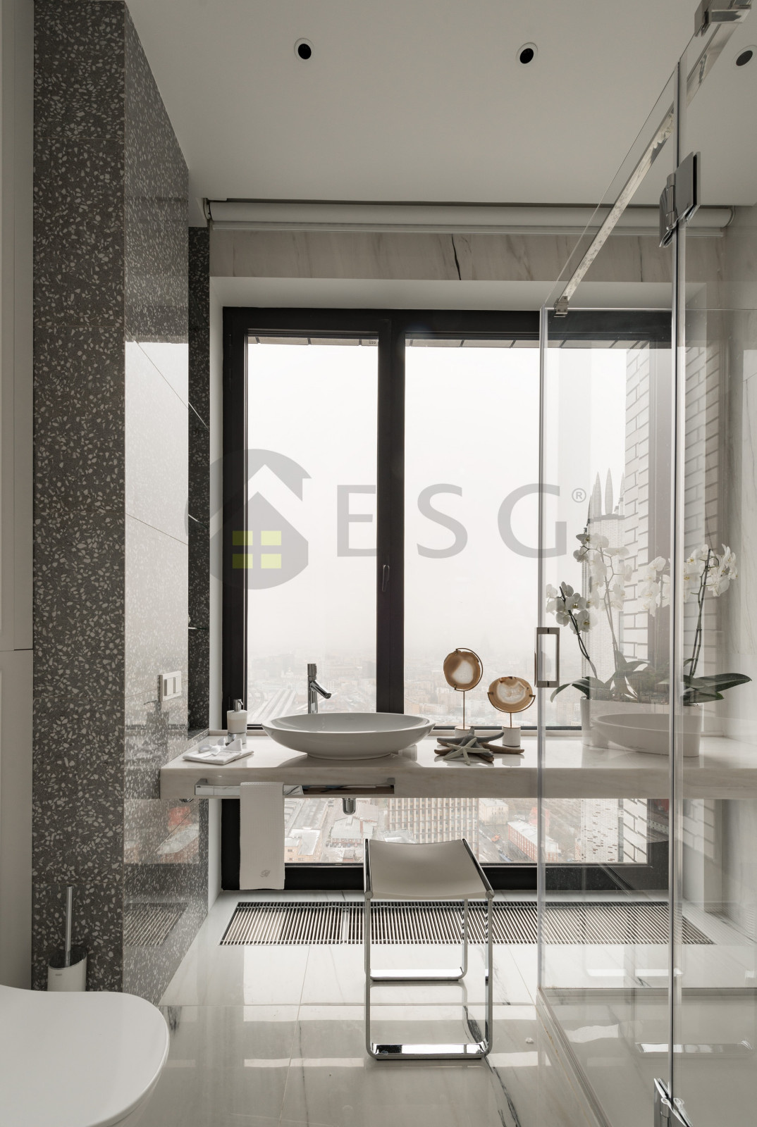 Роскошная квартира с панорамными окнами