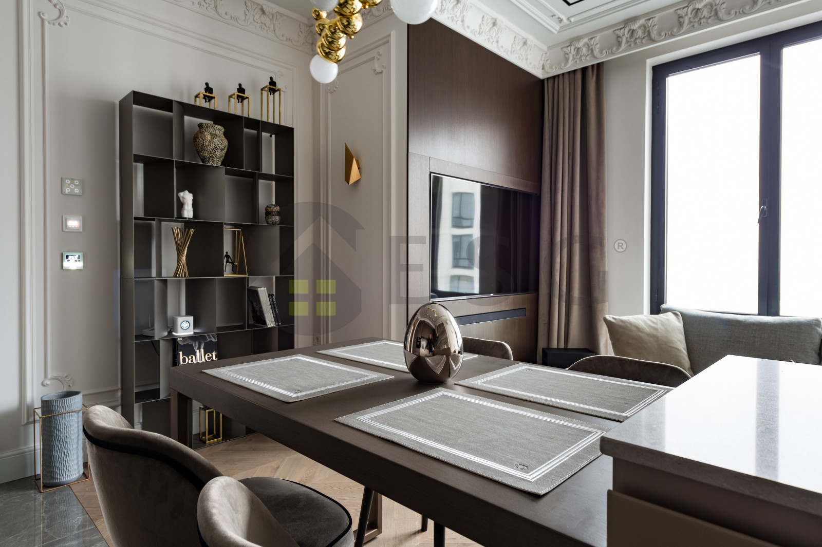 Роскошная квартира с панорамными окнами