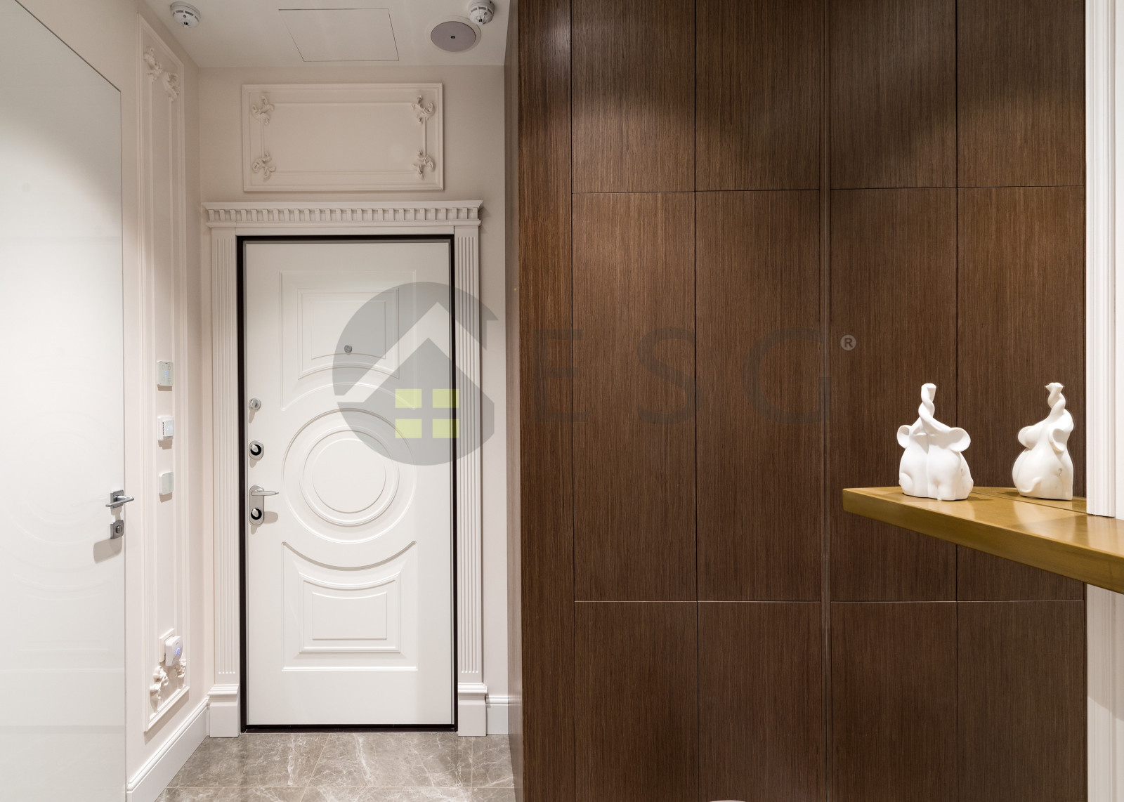 Роскошная квартира с панорамными окнами