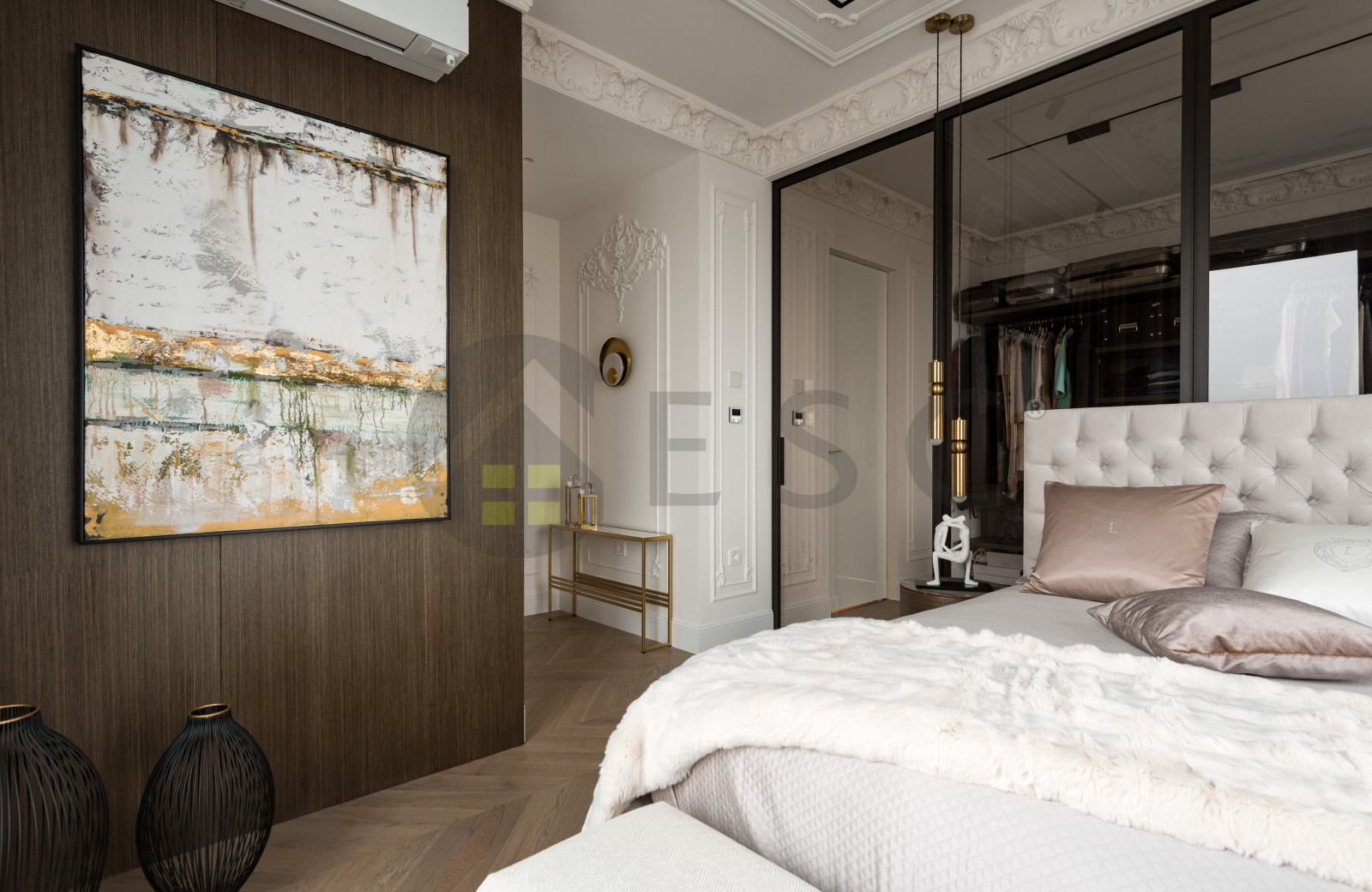 Роскошная квартира с панорамными окнами