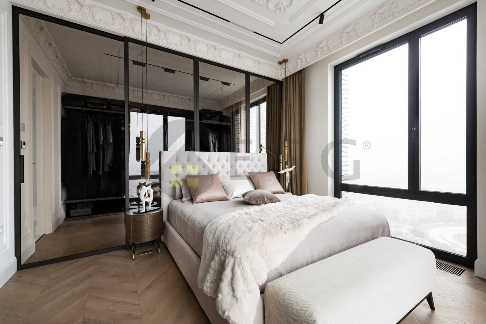 Роскошная квартира с панорамными окнами