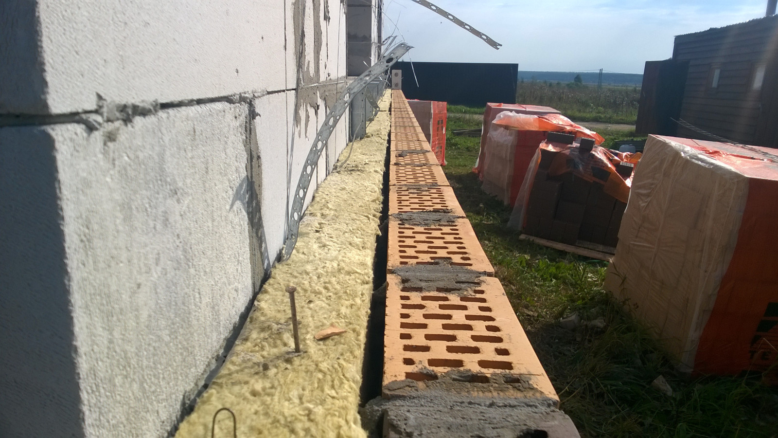 Жилой дом в поселке Акварель