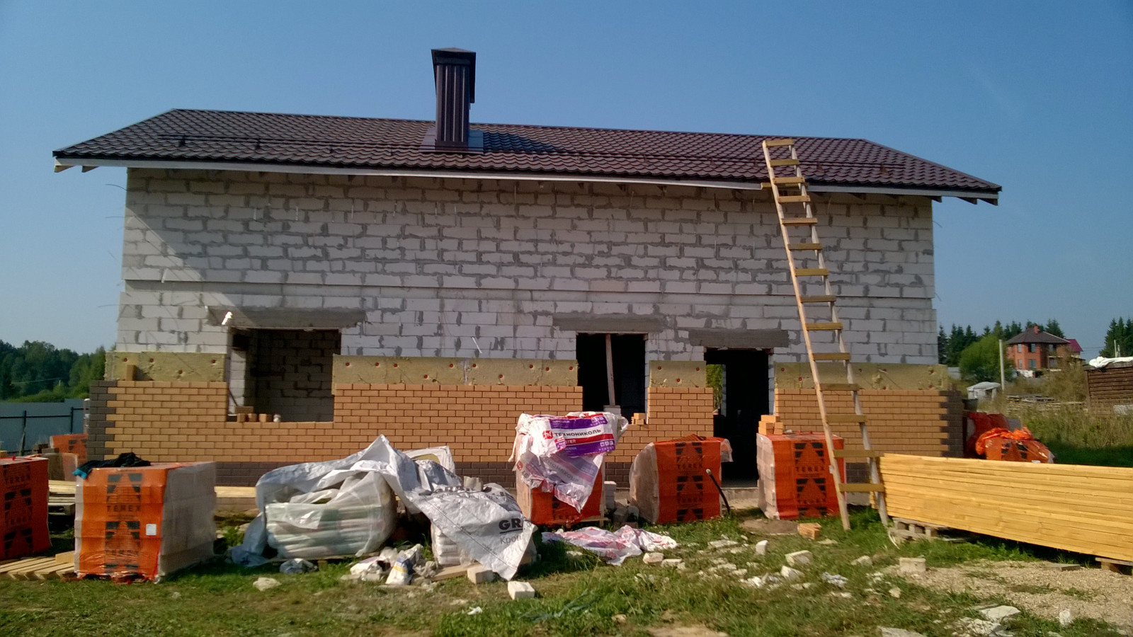 Жилой дом в поселке Акварель