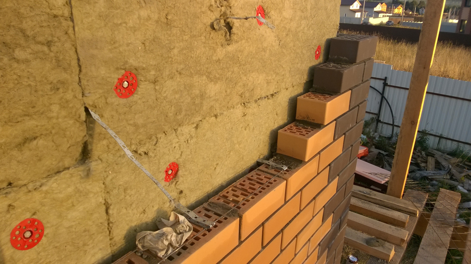 Жилой дом в поселке Акварель