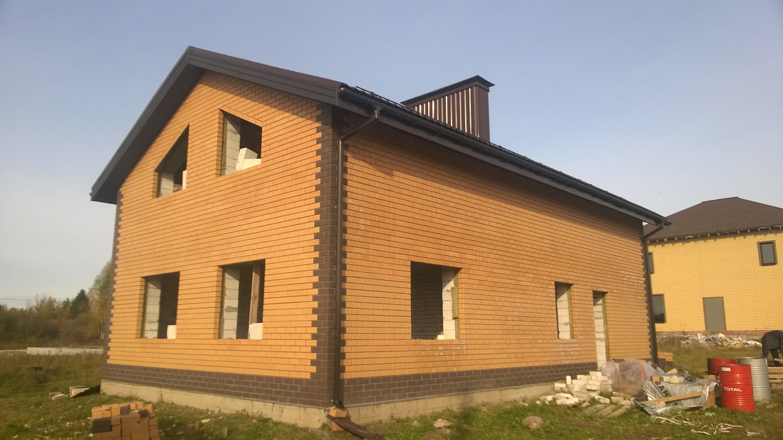 Жилой дом в поселке Акварель